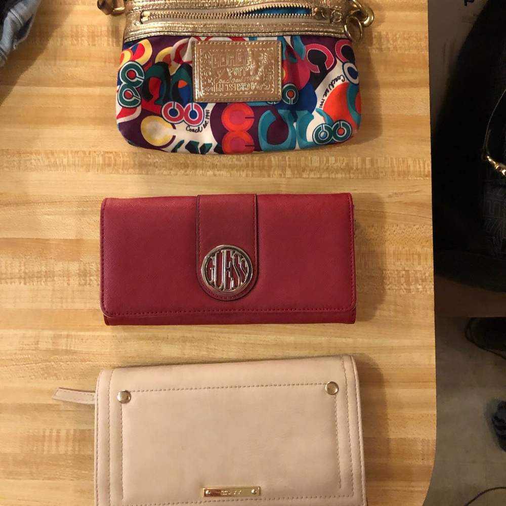 2- wallets and 1- Purse lot for sale